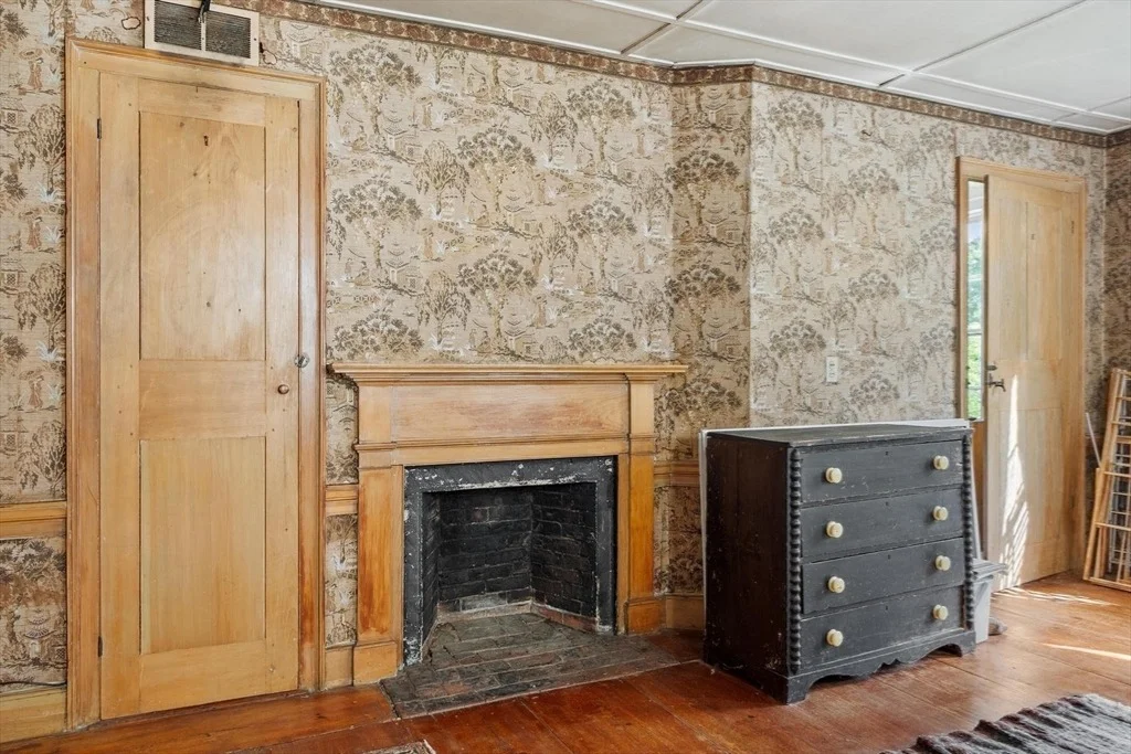 Photo of 488 S Main St