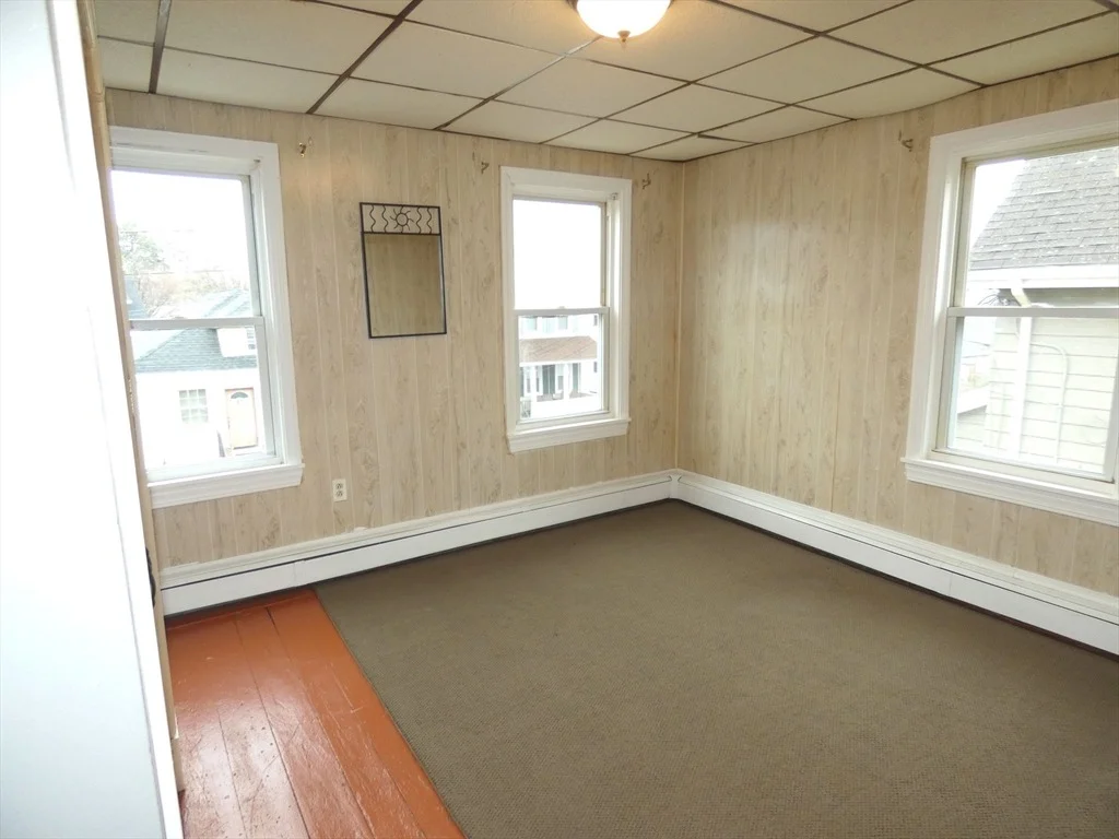 Photo of 60 Willard St
