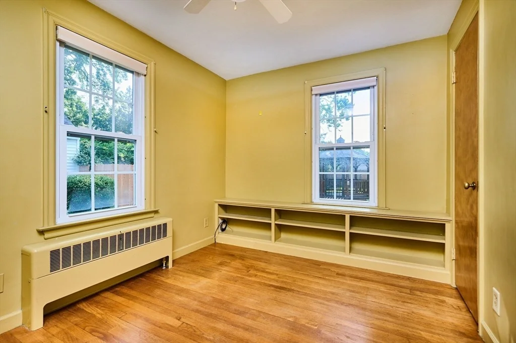 Photo of 14 Sheldon Ave