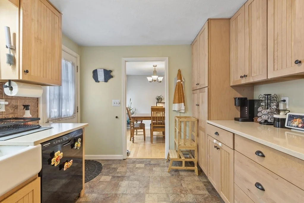 Photo of 9 Birch Ln