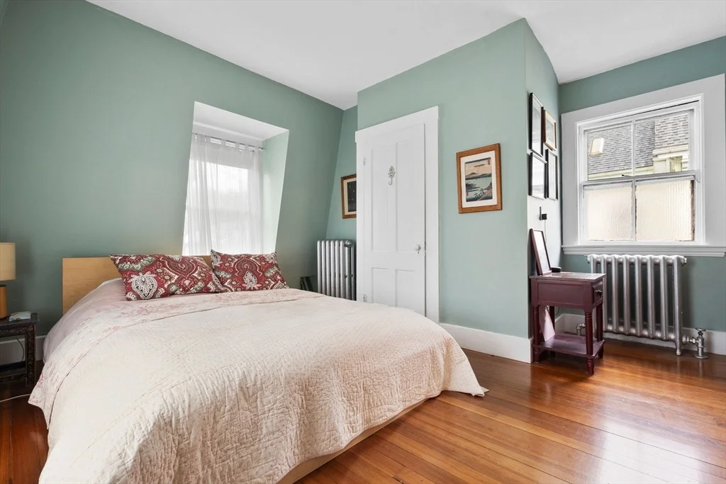 Photo of 204 Washington Street