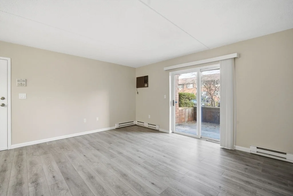 Photo of Unit B at 34 Maple Crest Cir