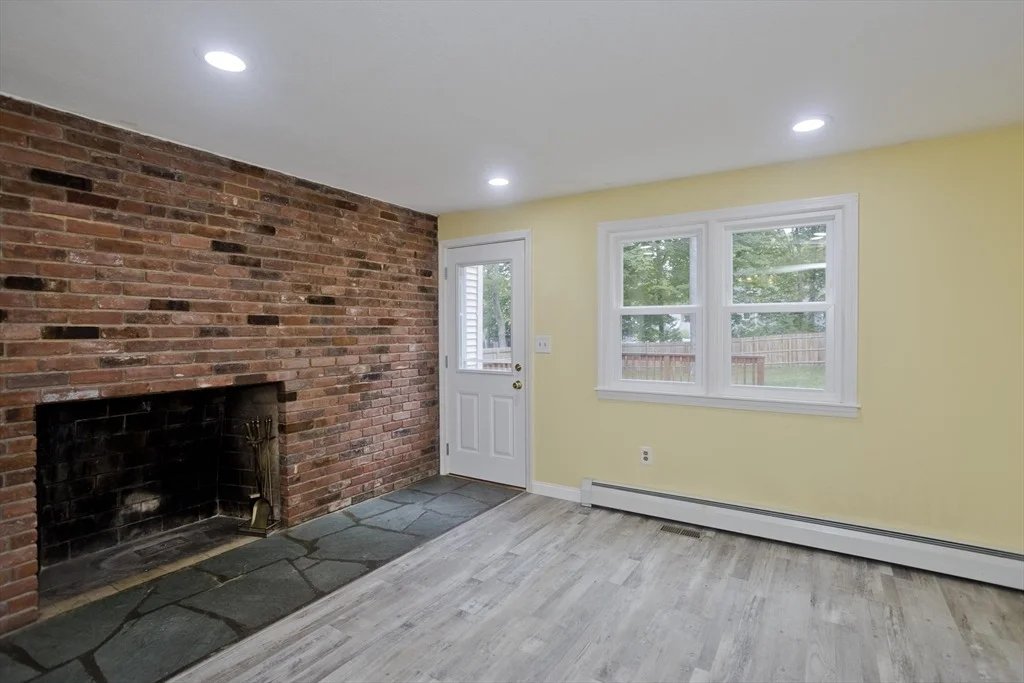 Photo of 236 Forest Glen