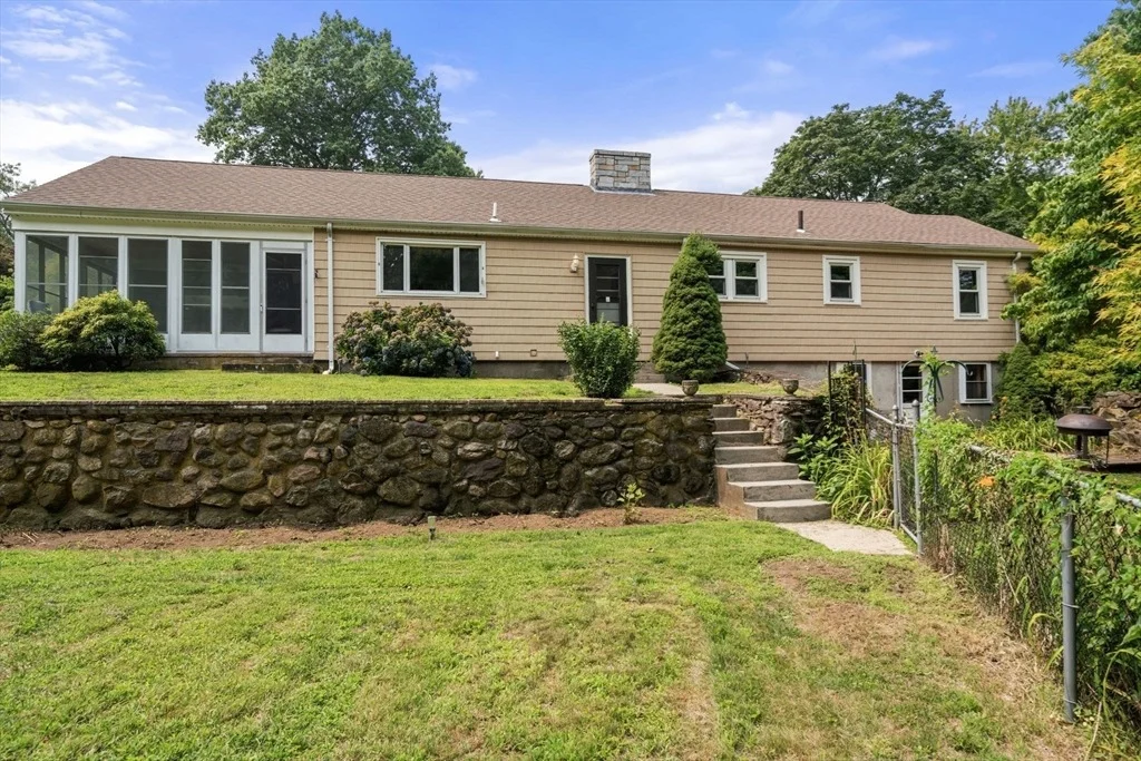 Photo of 54 Pine Ridge Dr