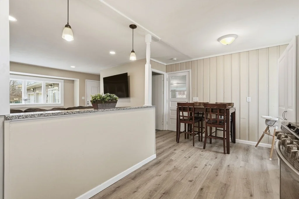 Photo of 30 Jerilis Dr