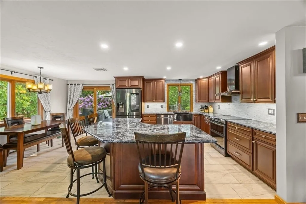 Photo of 26 Brookings Dr