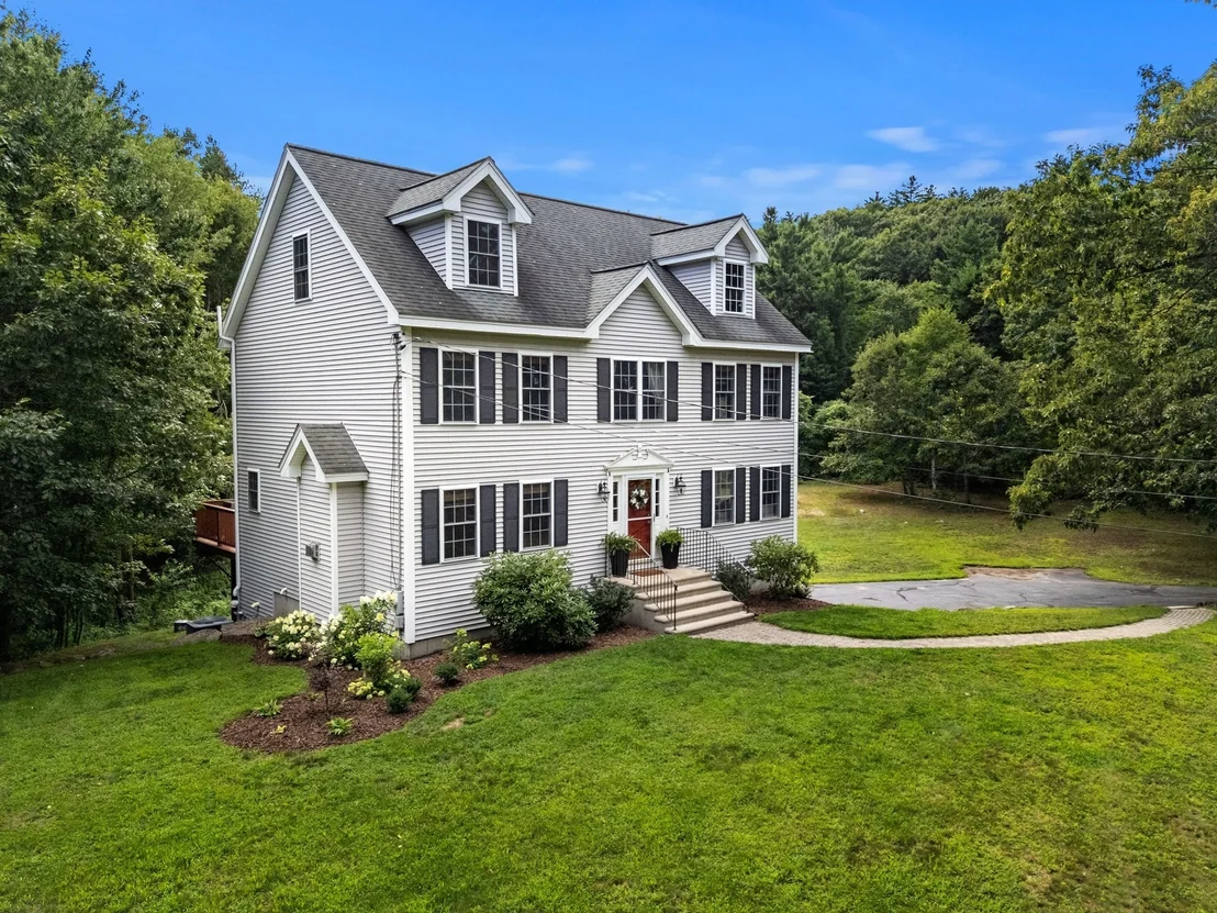 Photo of 210 Jones Hill