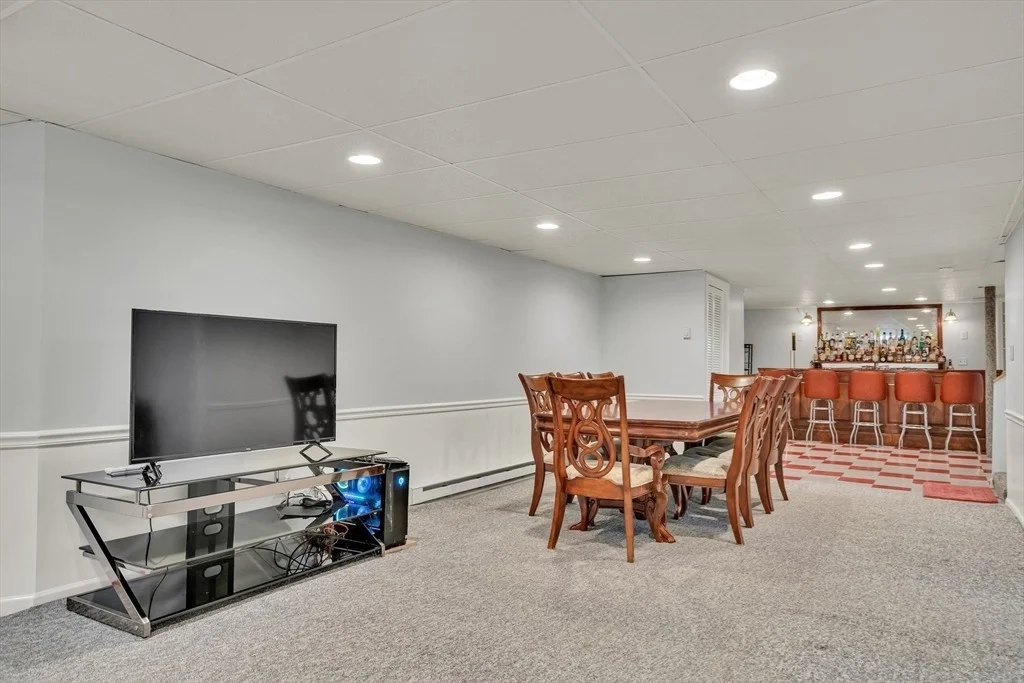 Photo of 10 Gately Dr