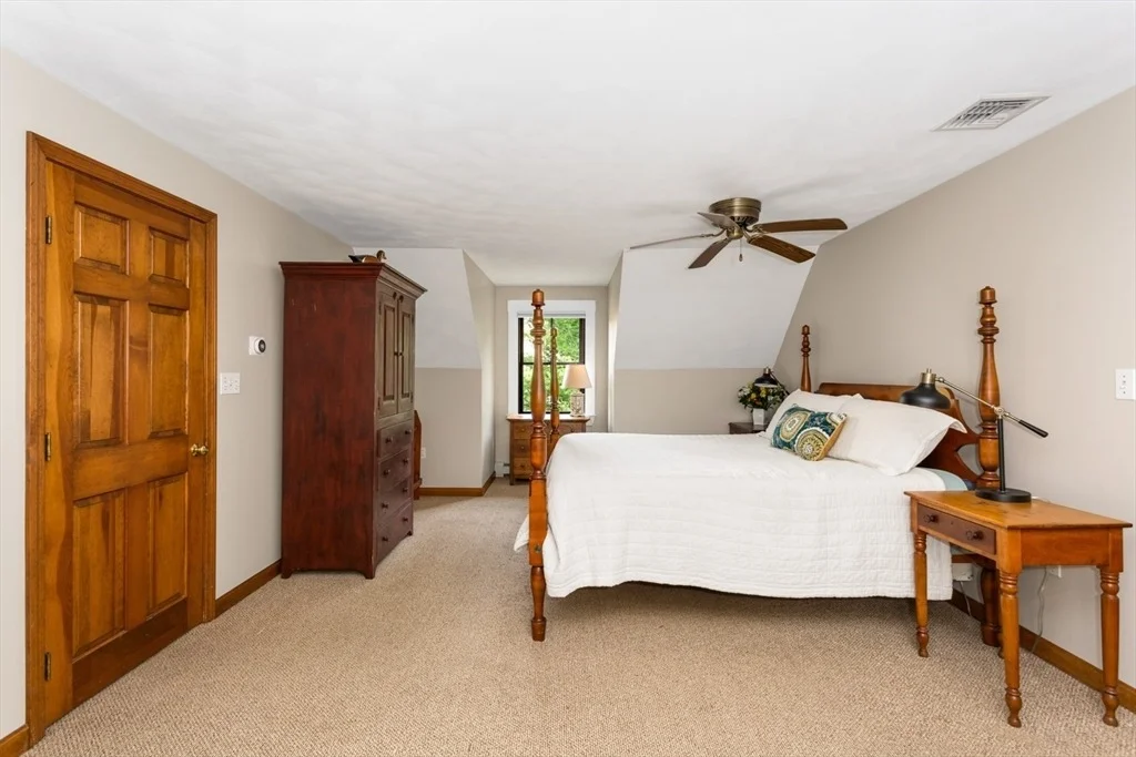 Photo of 8 Bubbling Brook Road