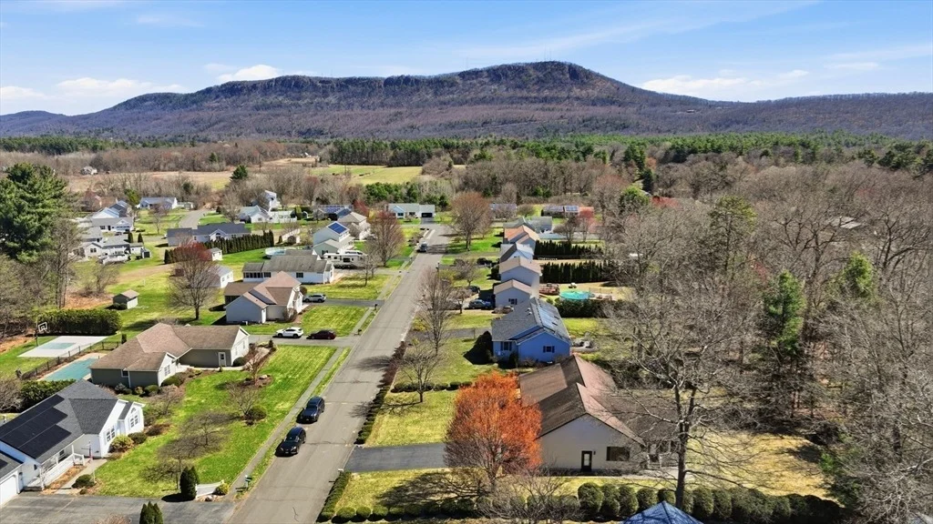 Photo of 11 Laurel Drive