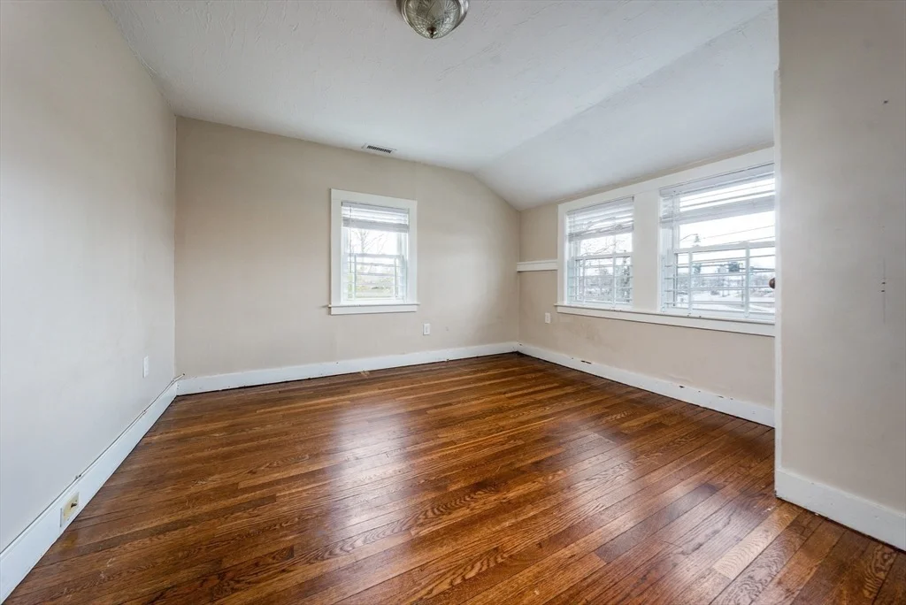 Photo of 84 Bearses Way