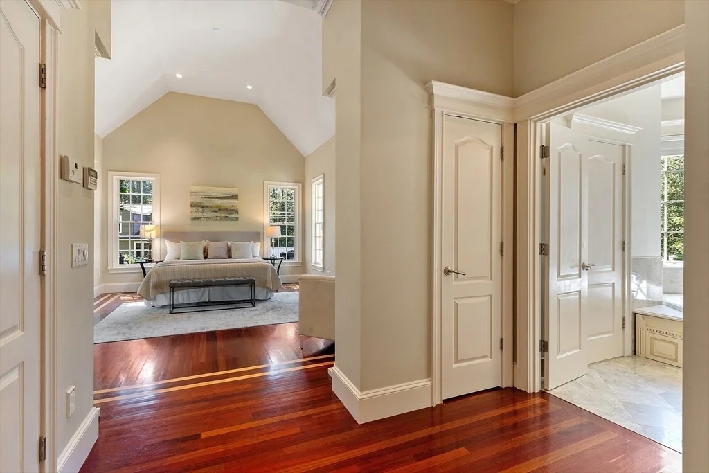 Photo of 19 Whippoorwill Lane