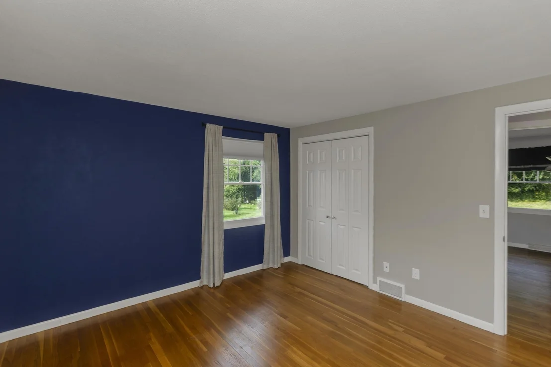 Photo of 14 Echo Valley Dr