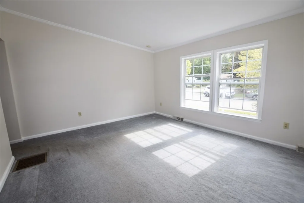 Photo of 2 Edgewood Circle