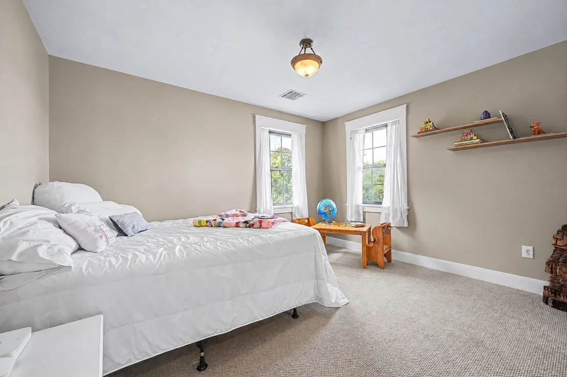 Photo of 3 Conway Ln