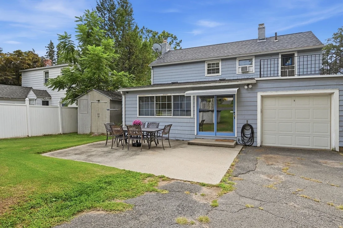 Photo of 89 Abbott St