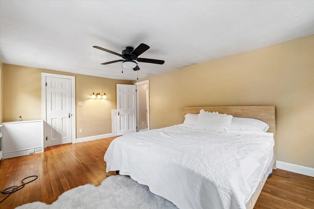 Photo of 30 Saint Elmo Rd