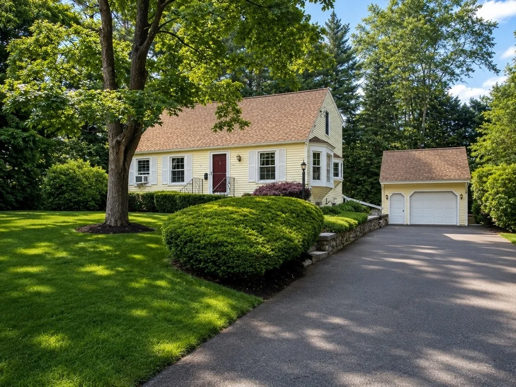 Photo of 32 Crestview Drive