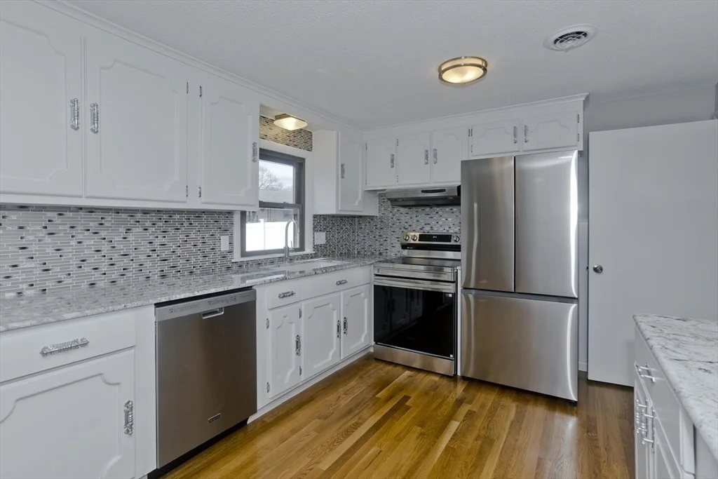 Photo of 185 Fletcher Cir