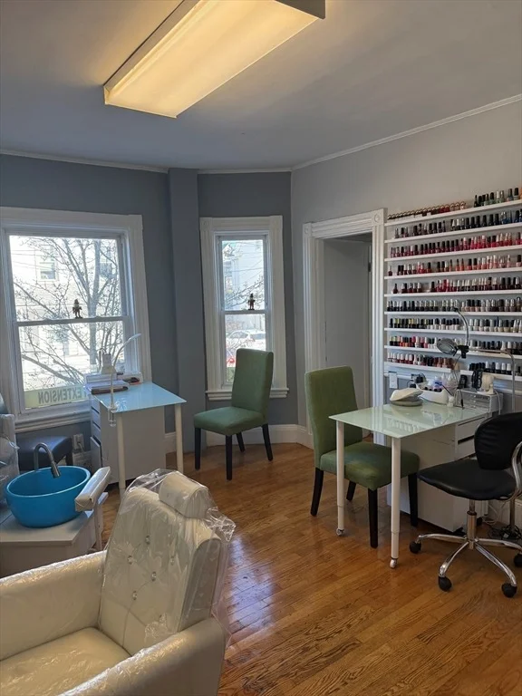 Photo of 617 Broadway