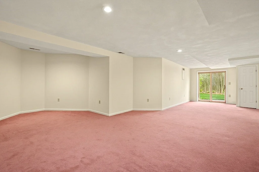 Photo of 21 Freedom Dr