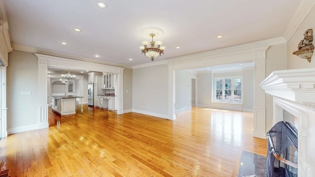Photo of 455 Waban Ave