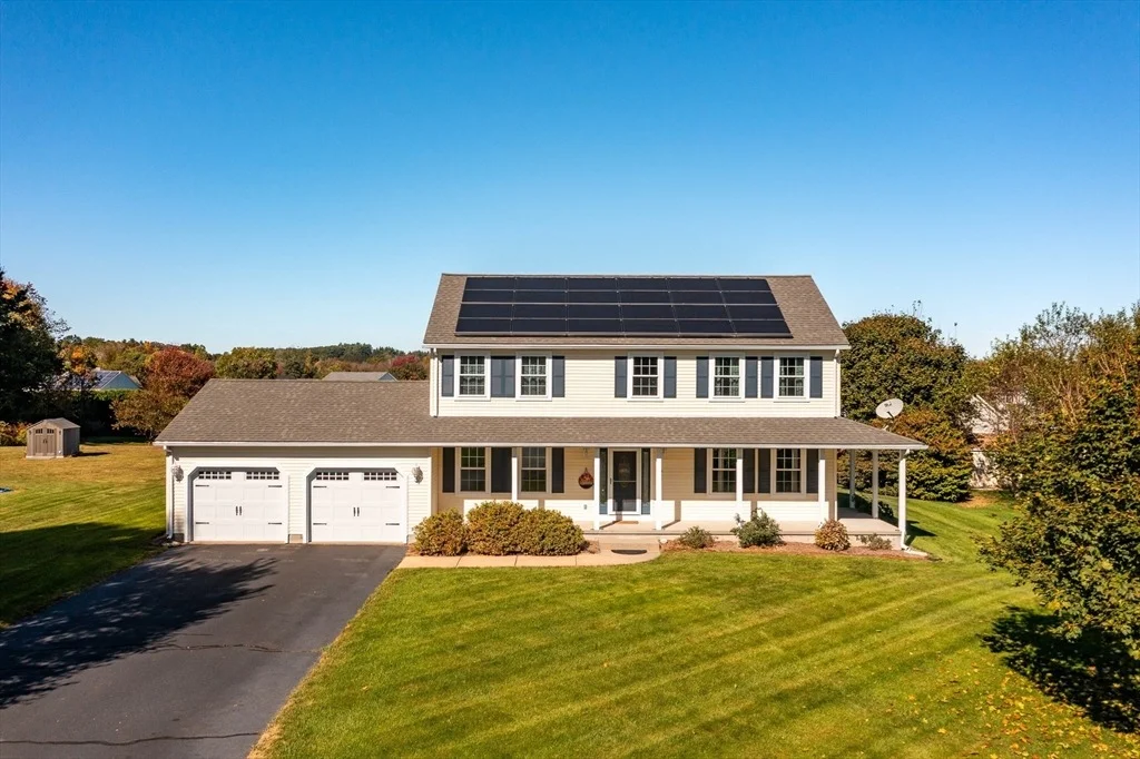 Photo of 4 Laurel Dr