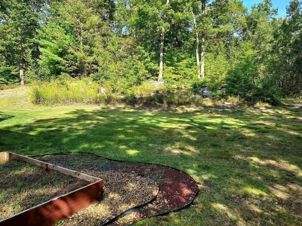 Photo of 71 Eagle Dr