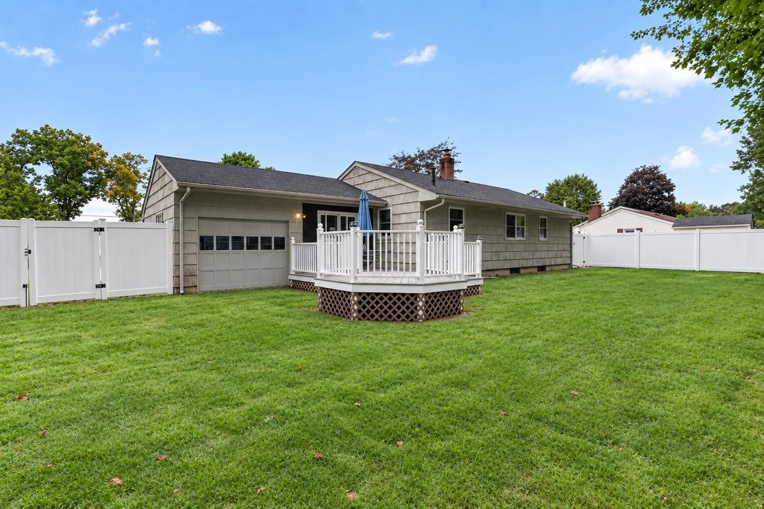 Photo of 51 Cherry Hill Dr