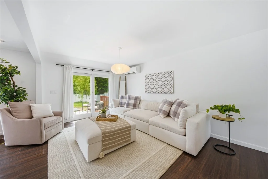 Photo of 163 Boden Ln