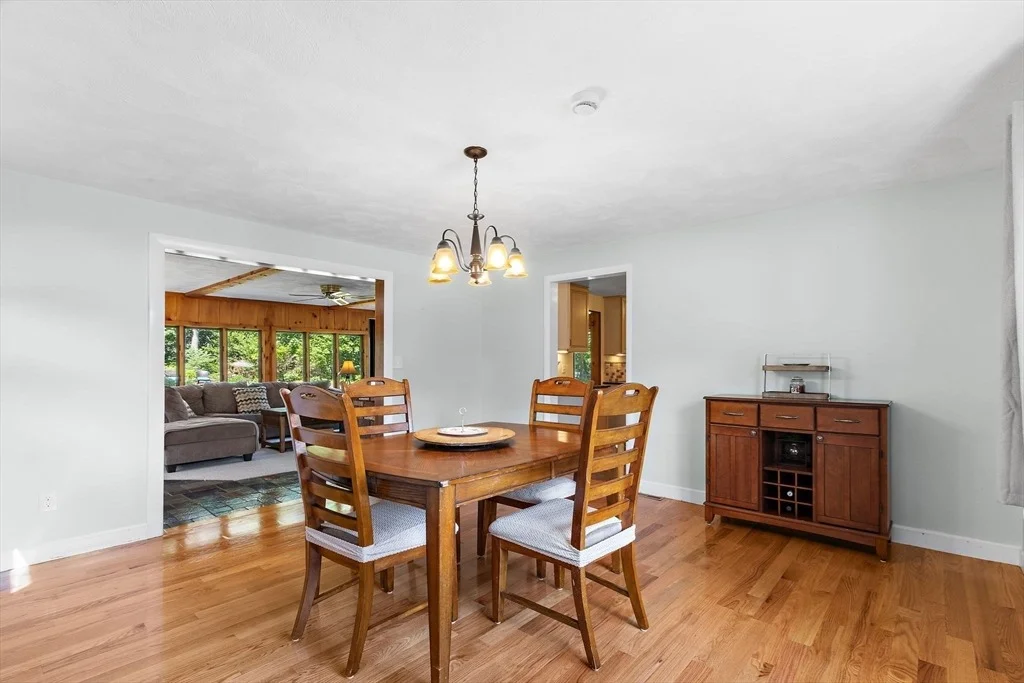 Photo of 472 Coronation Drive