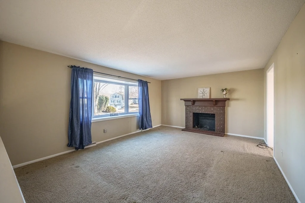 Photo of 14 Kelly Dr