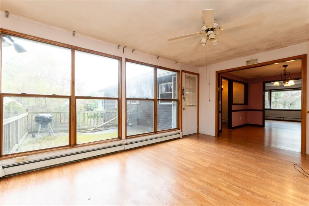 Photo of 49 Benton Circle
