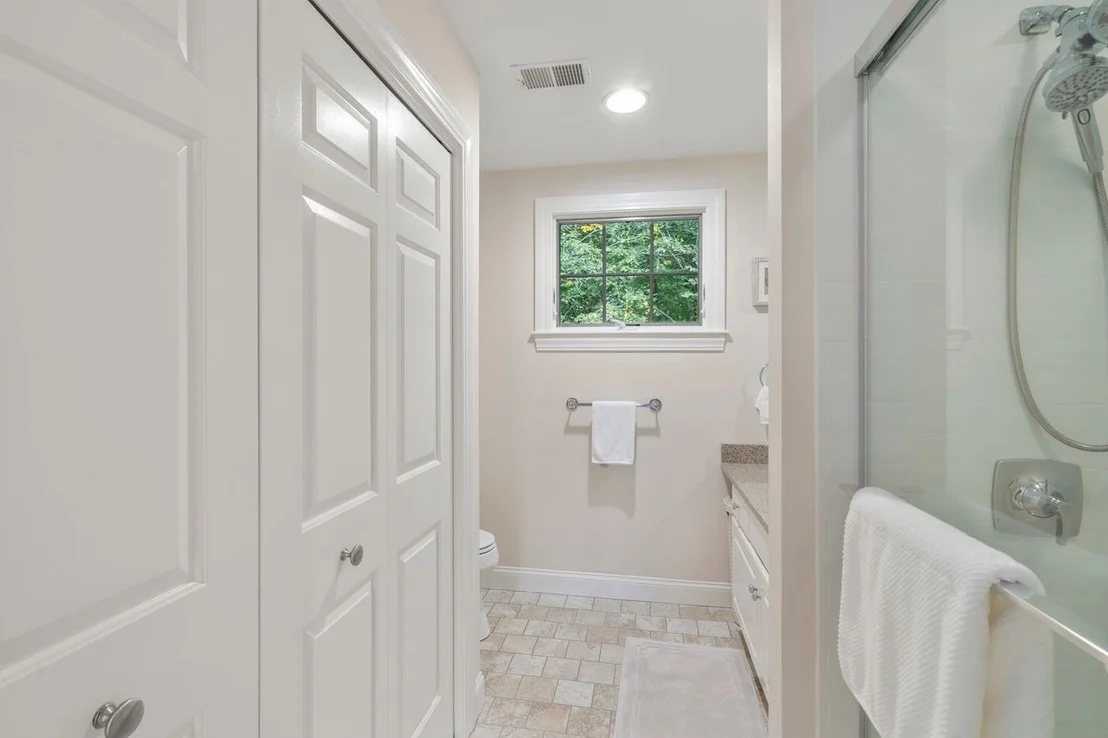 Photo of 20 Fern Brook Cir