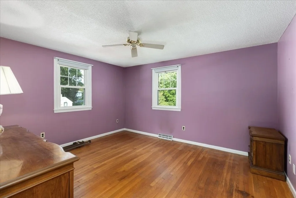 Photo of 15 Blue Jay Avenue