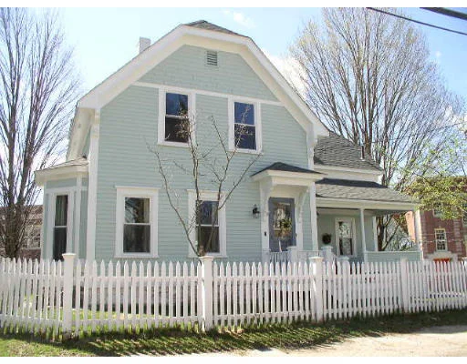 Photo of 15 Concord St