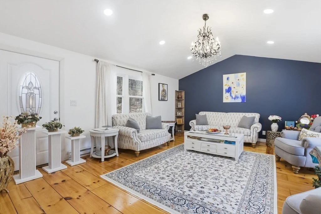 Photo of 97 Chicopee Row