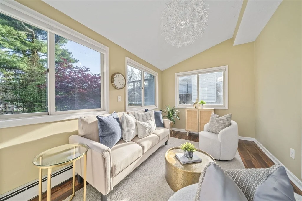 Photo of 86 Cabot Ave