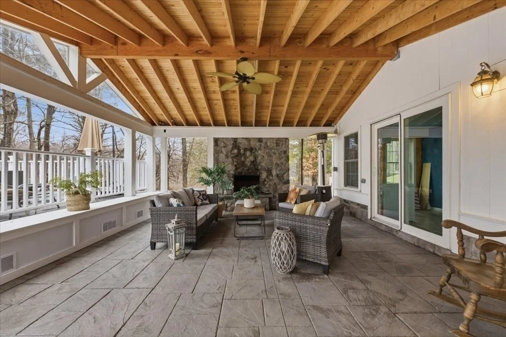 Photo of 63 Indian Ln