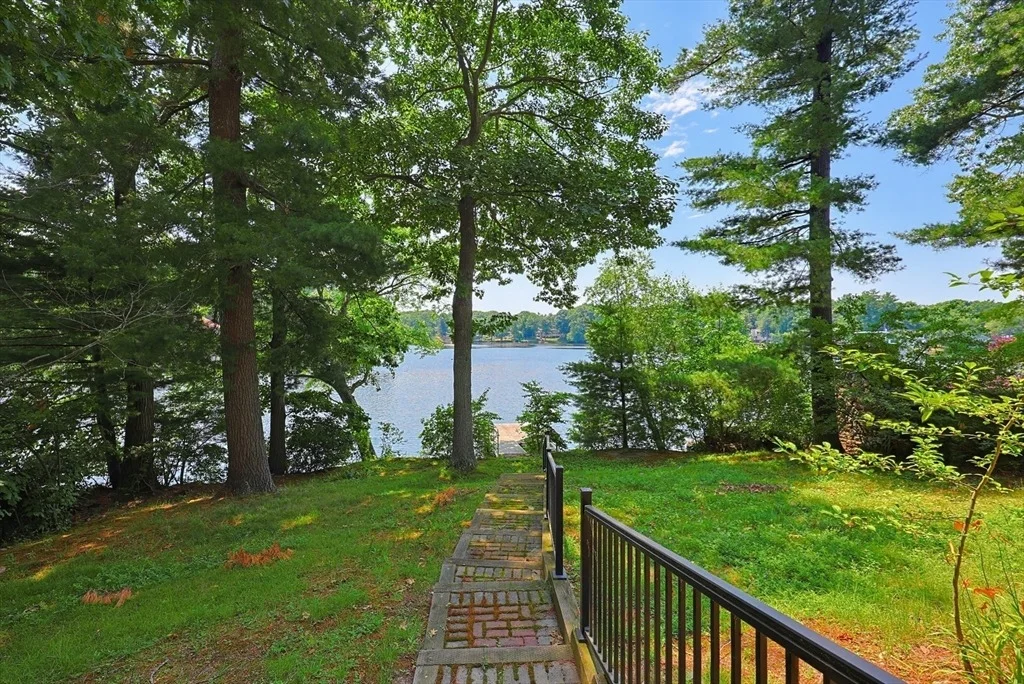Photo of 82 Ridge Road