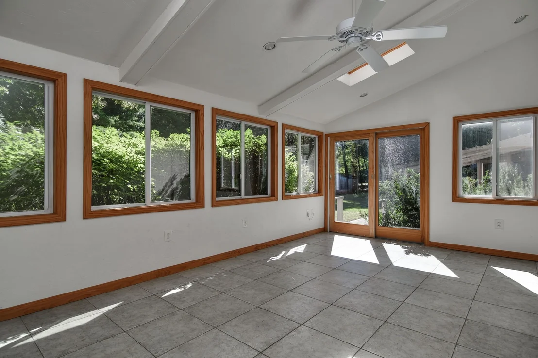 Photo of 46 Donnelly Dr
