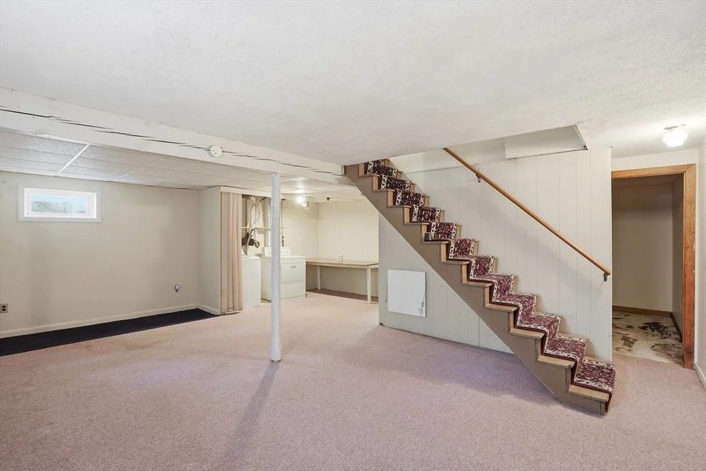 Photo of 33 Cold Spring Rd