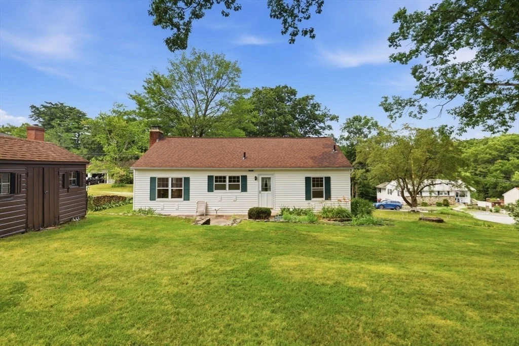 Photo of 375 Fredette Street
