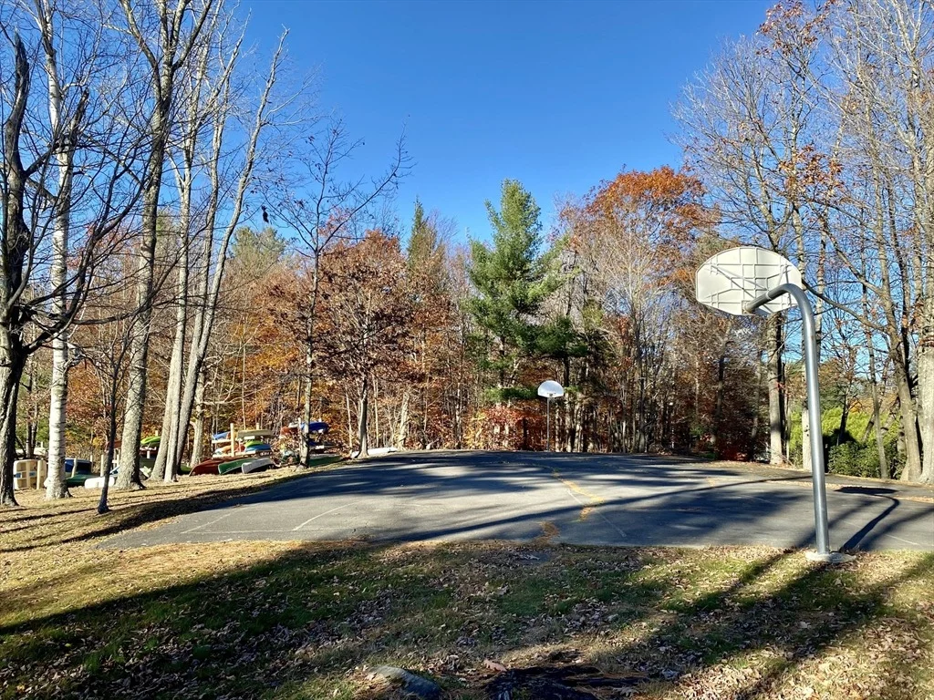 Photo of 139 Taylor Brook Rd