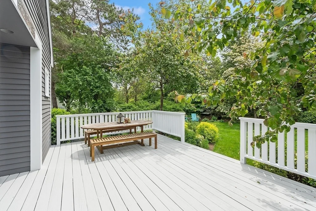 Photo of 166 Harrington Ave