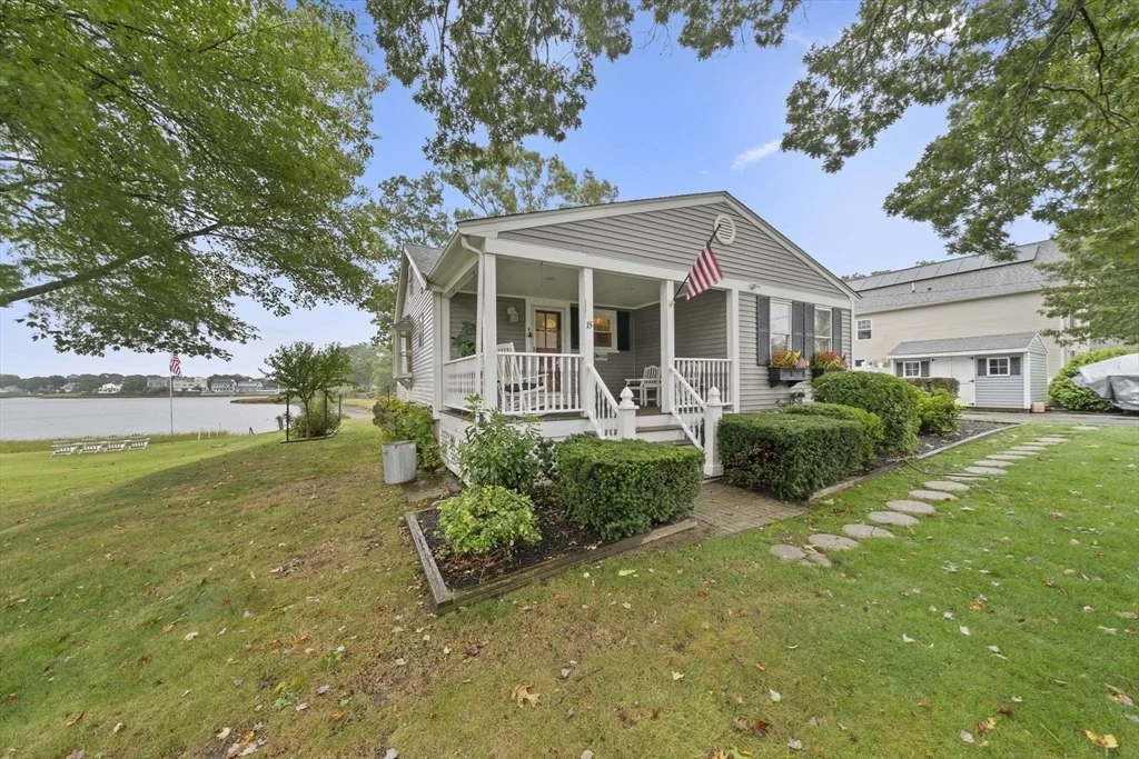 Photo of 15 Broadmarsh Ave