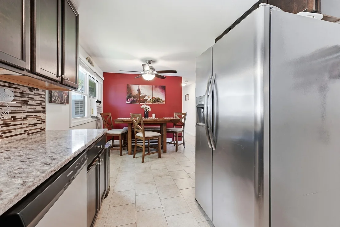Photo of 75 Longwood Dr