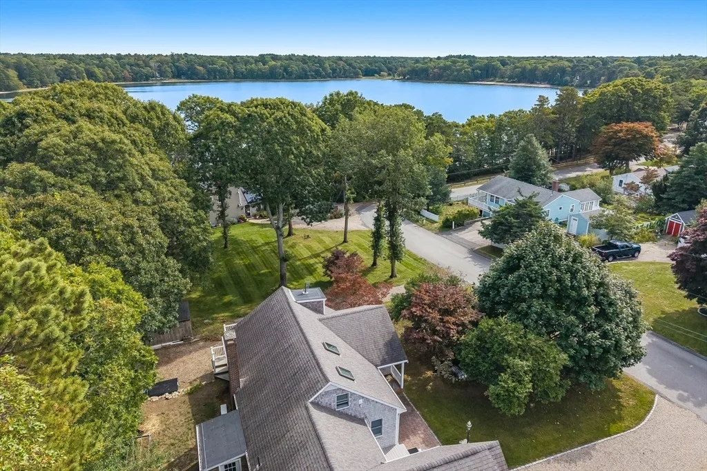 Photo of 158 Lakeside Dr