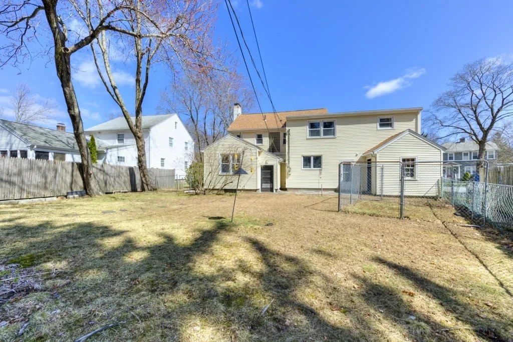 Photo of 69 Vassar St