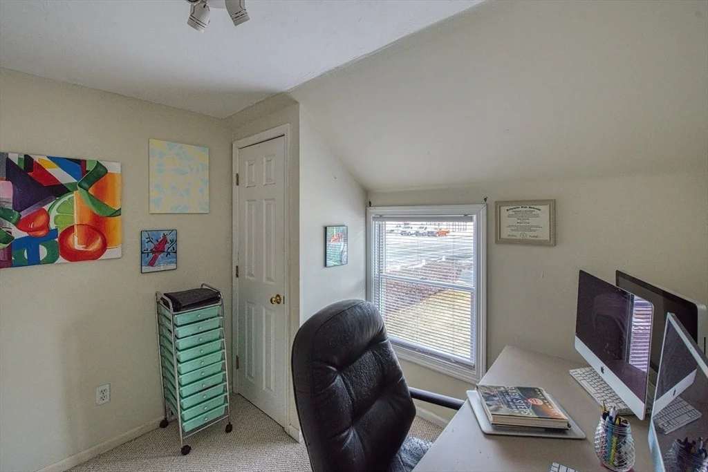 Photo of 832 Temple Street